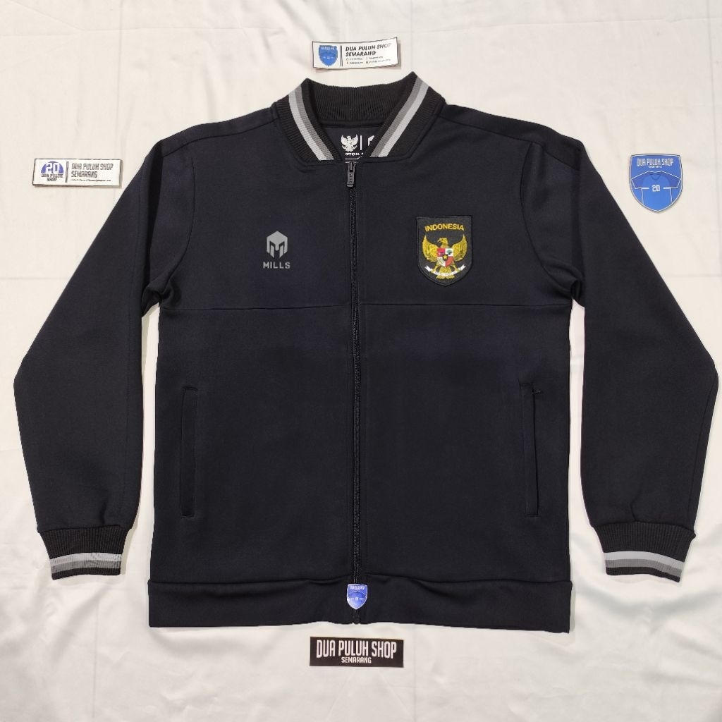 Track Jaket Timnas Indonesia 2022 Hitam Original Mills Size L (Used)