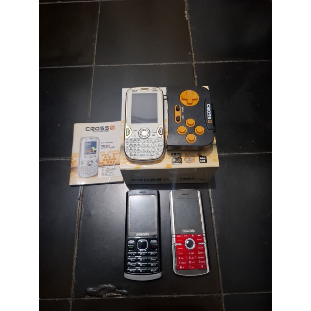 barang antik hp jadul fullset