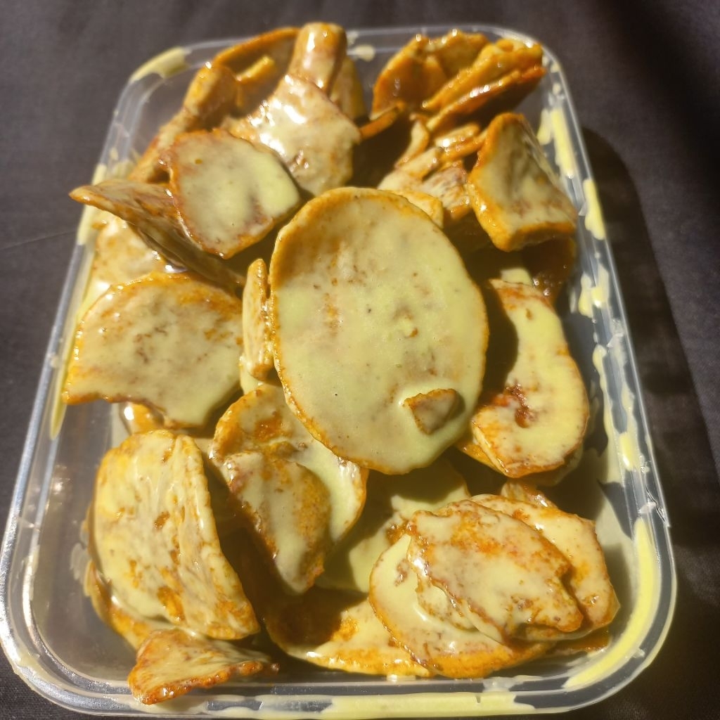 

Keripik Pisang Lumer Varian Mactha Ukuran 500ml