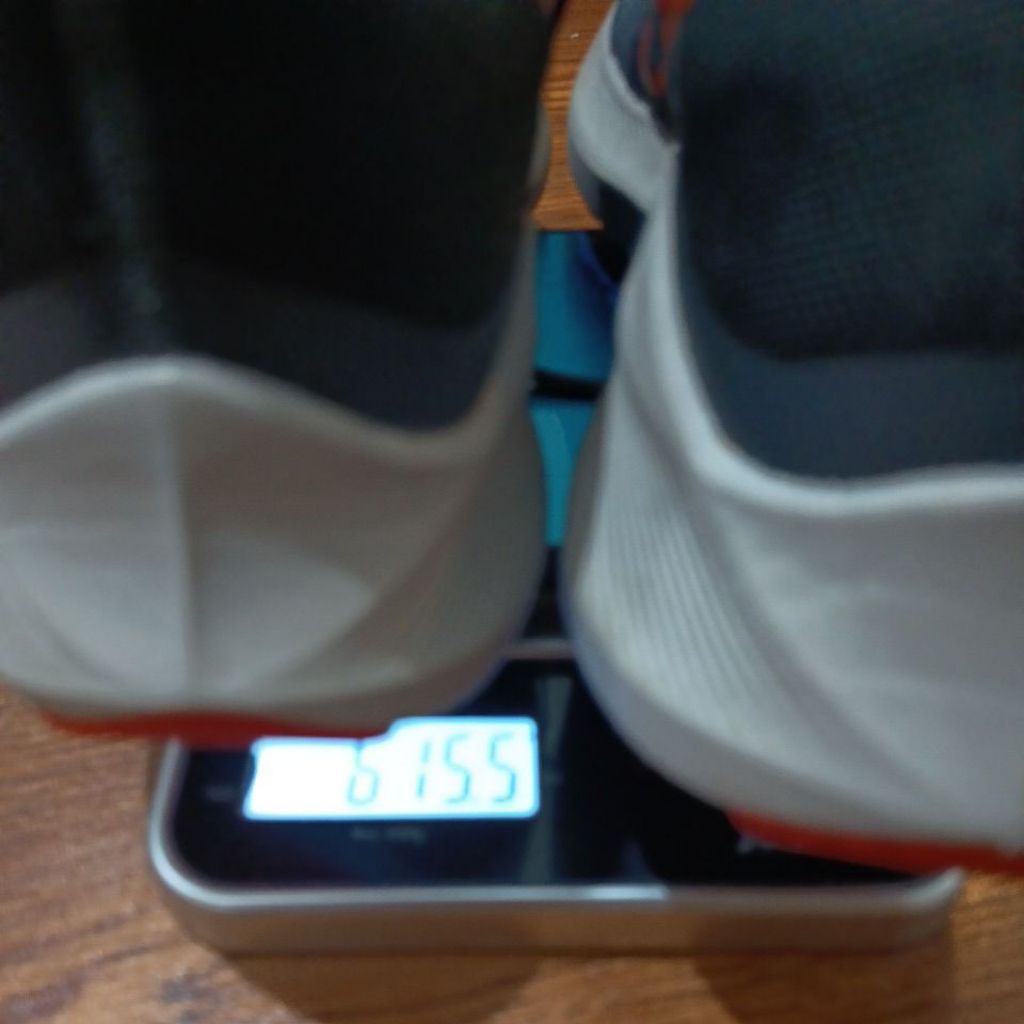 Nike Zoom Winflo8 Abu