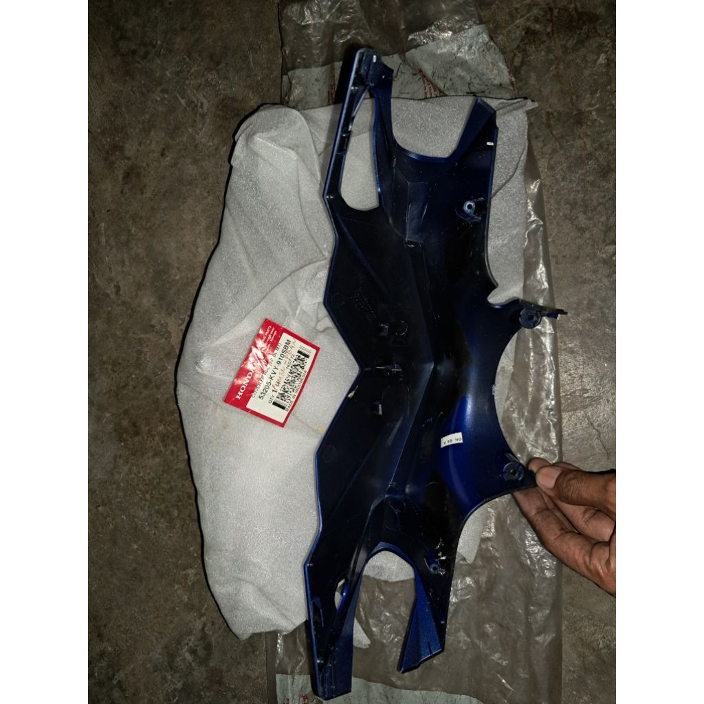 batok depan honda beat karbu original ahm