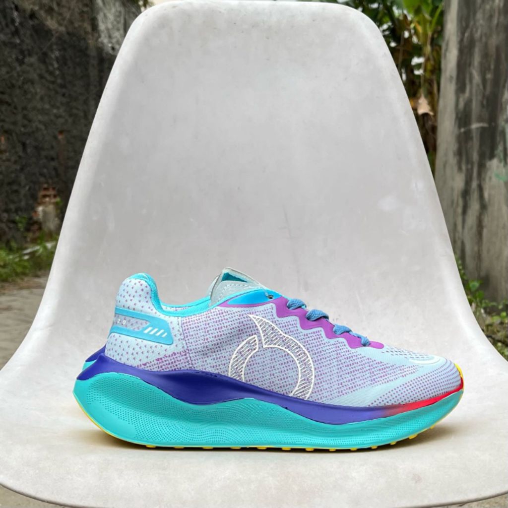 DISKON SEPATU ORTUSEIGHT HYPERDRIVE 2.0 WOMENS/SEPATU ORTUSEIGHT HYPERDRIVE 2.0 TERBARU/SEPATU LARI