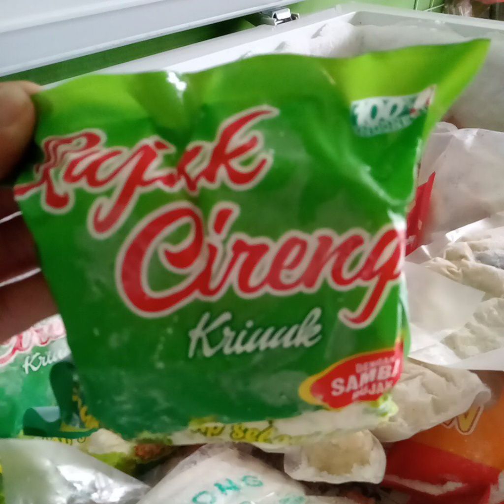 

Rujak cireng kriuuk