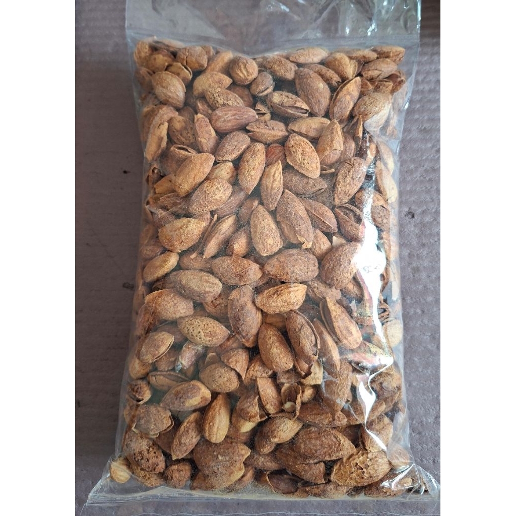 

Kacang Almond Cangkang/Kulit Panggang 1kg