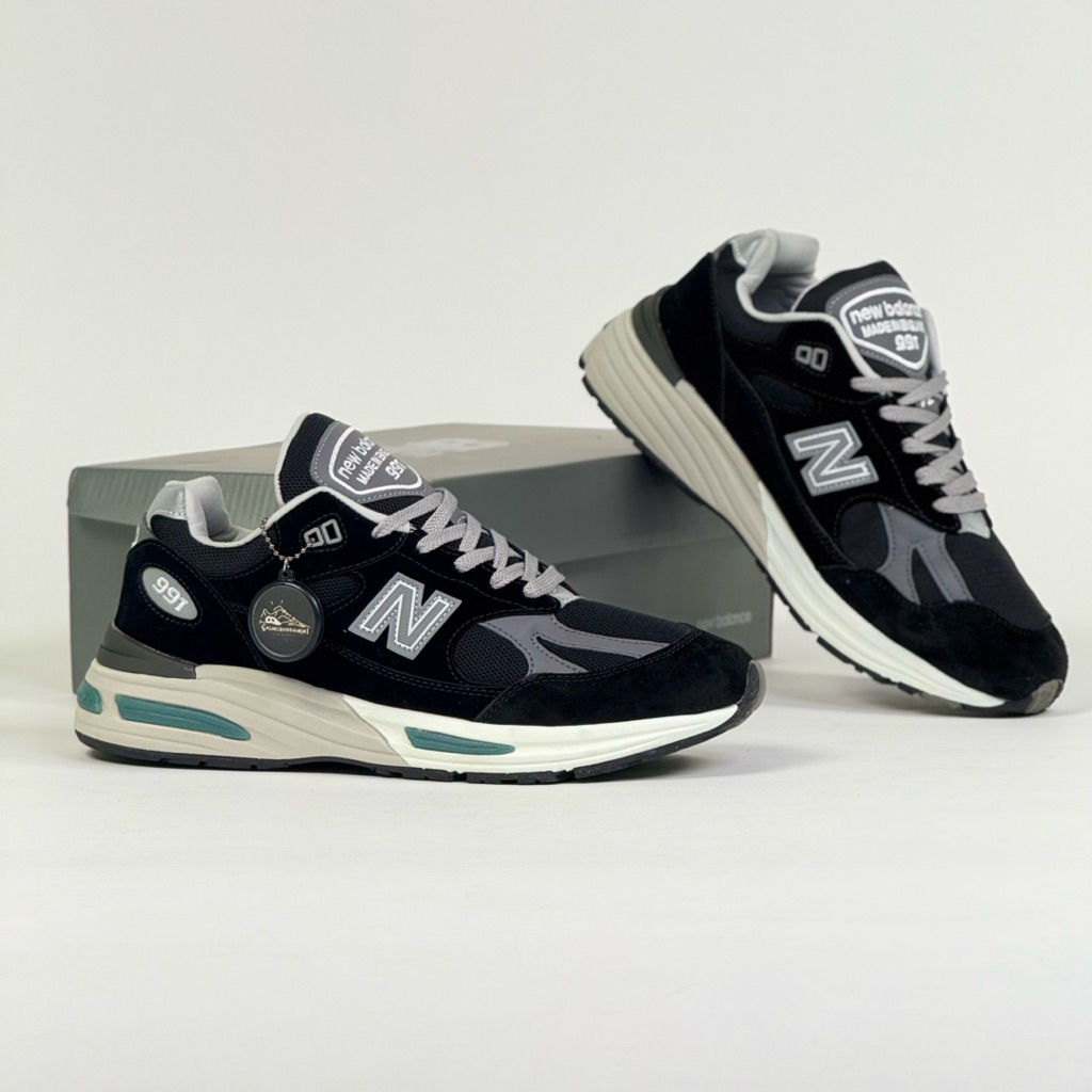 New Balance 991 V2 Made In England Dark Black