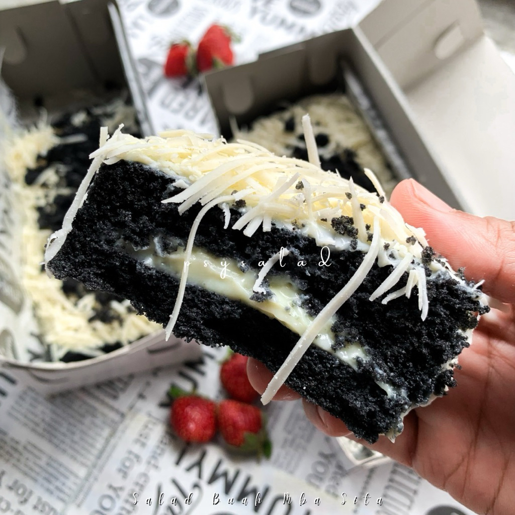 

Bolu ketan hitam Keju lumer