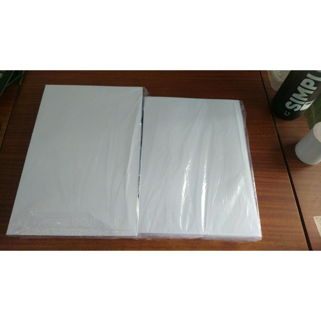 

Kertas HVS Kertas Print / Fotocopy Non Kemasan Ukuran F4 Dan A4