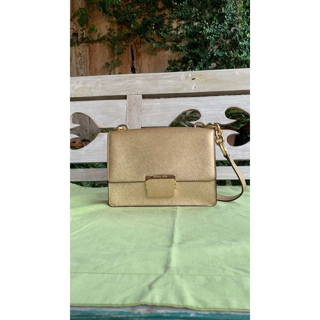 Tas Pesta Michael Kors Gold