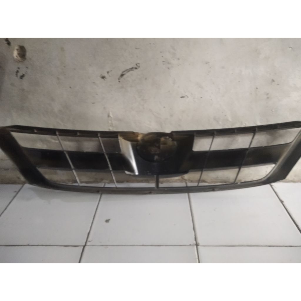 Grill bumper depan kijang inova gril bemper depan inova 2005-2007 second original