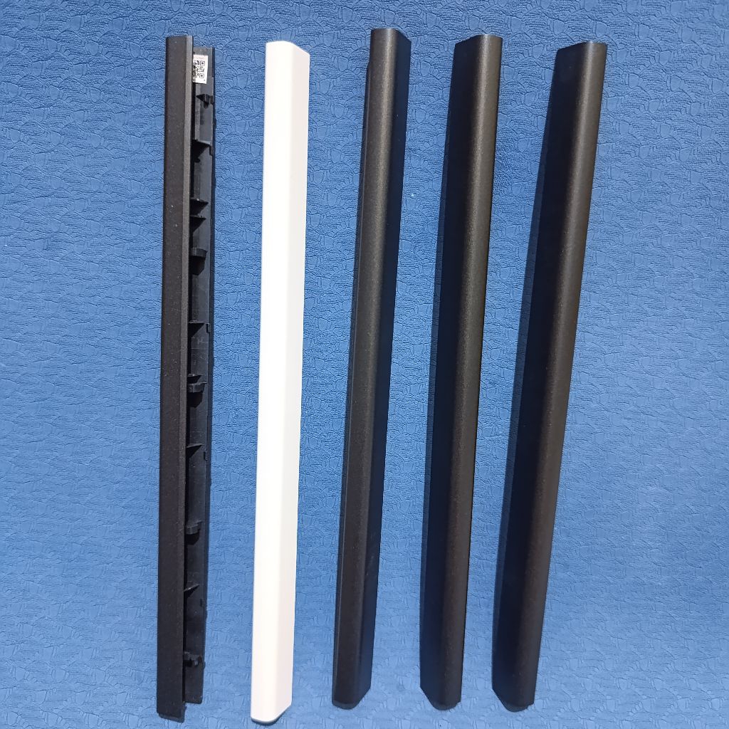 Cover Tutup Engsel Laptop Lenovo Ideapad 320 330 14 Warna Dongker, Silver dan Putih