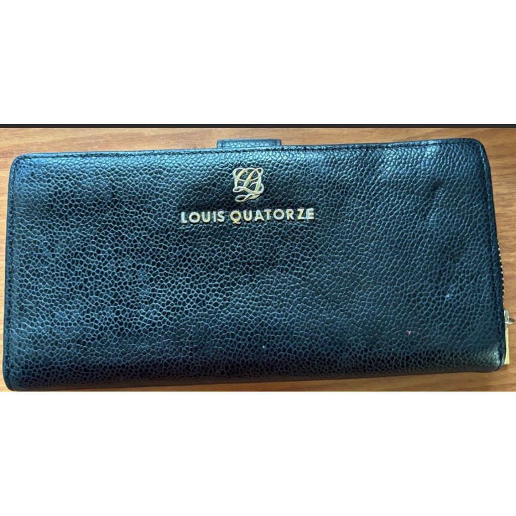 Dompet Louis Quatorze