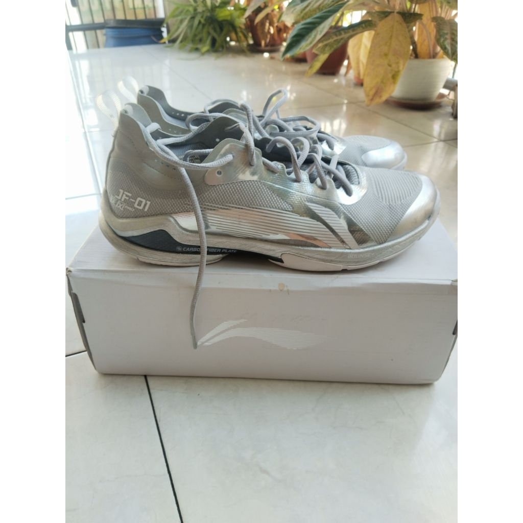 sepatu badminton lining JF-01 blast pro silver