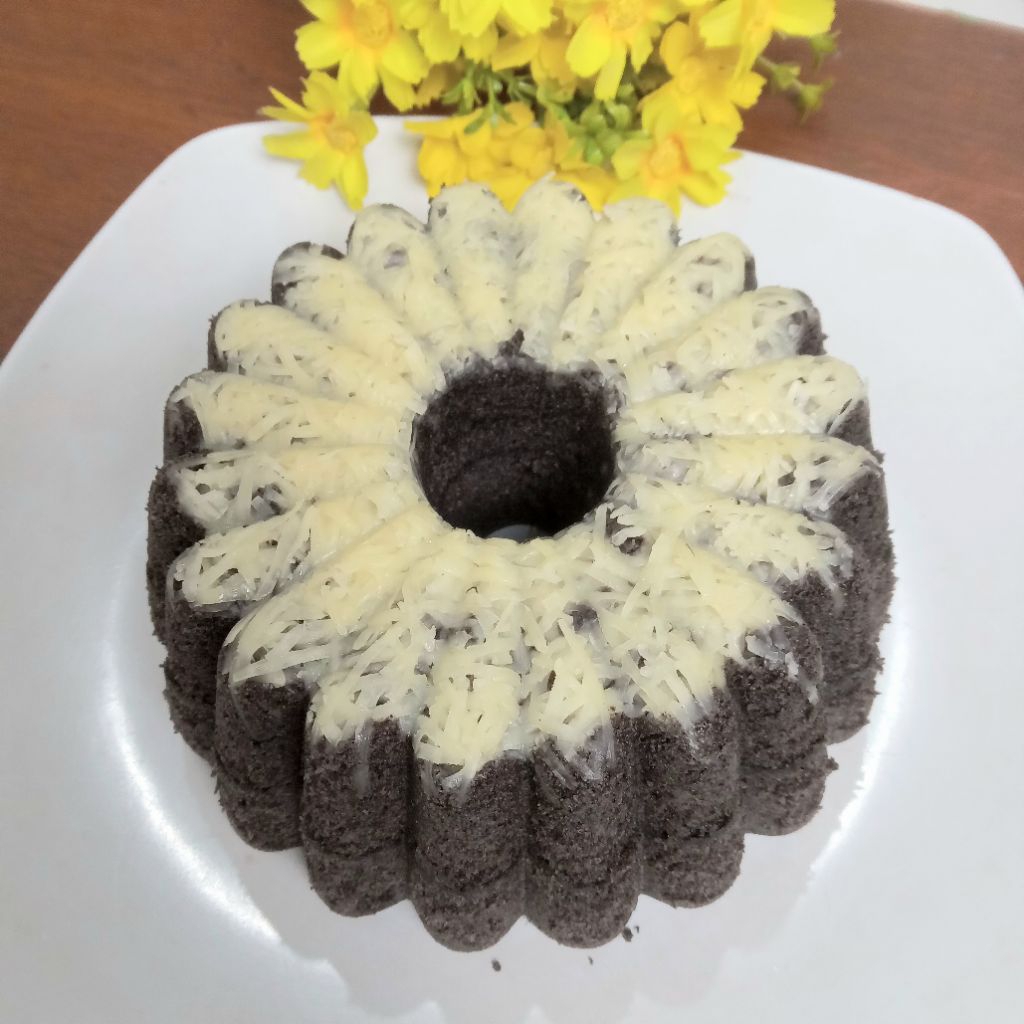

Bolu Kukus Ketan Hitam Keju Lumer