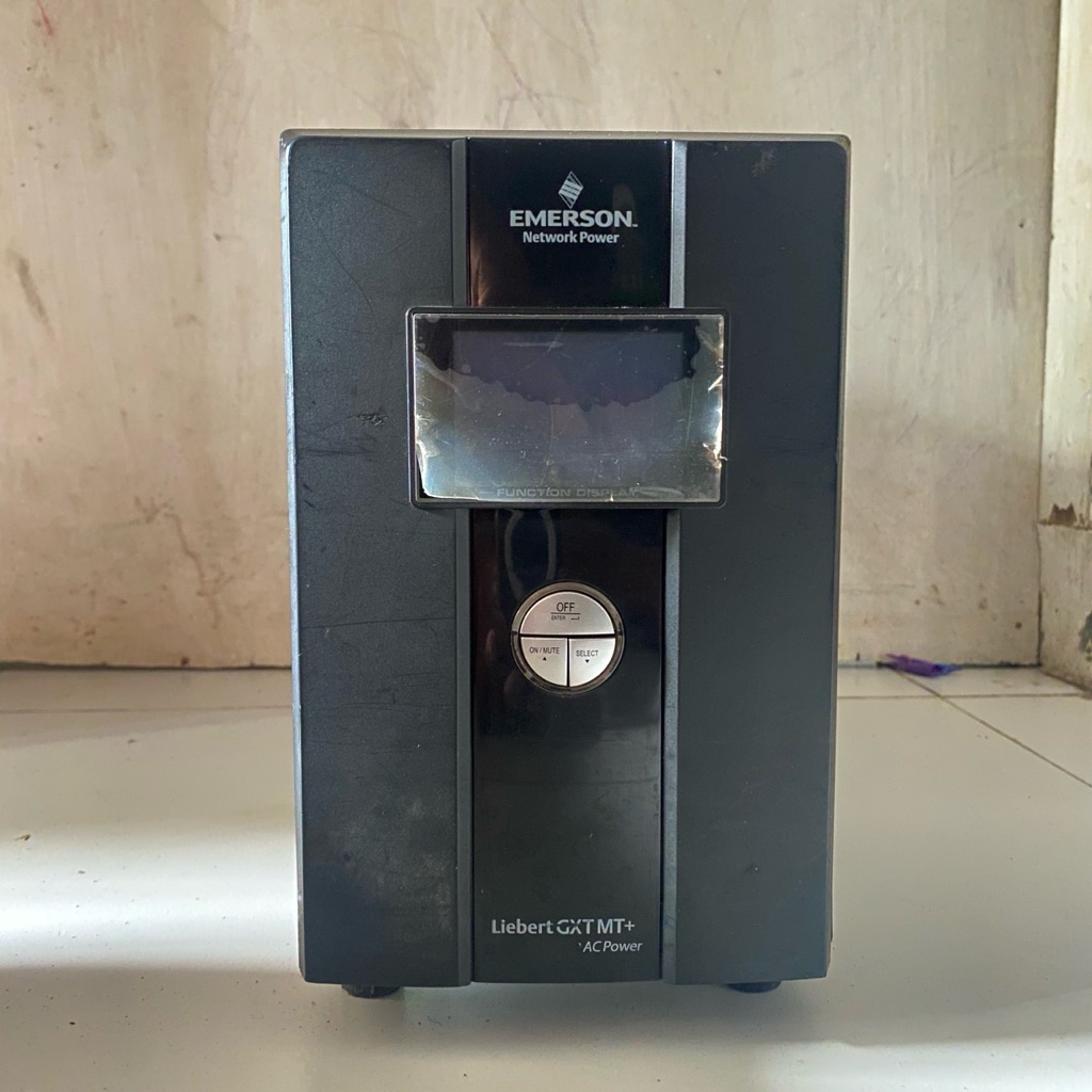 ups emerson 1000 1000va 700w