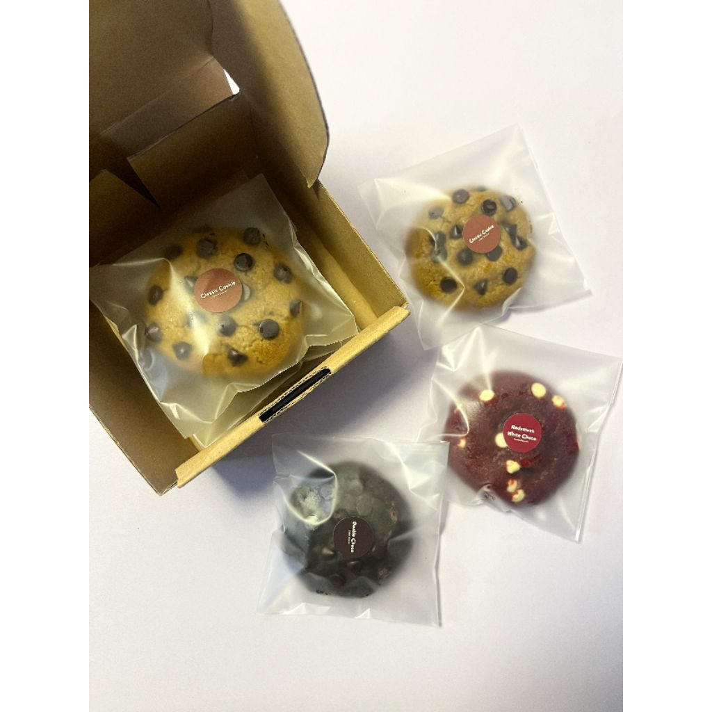 

Box of 3 Soft Cookies by Cookie Doovvie (Mix Varian)