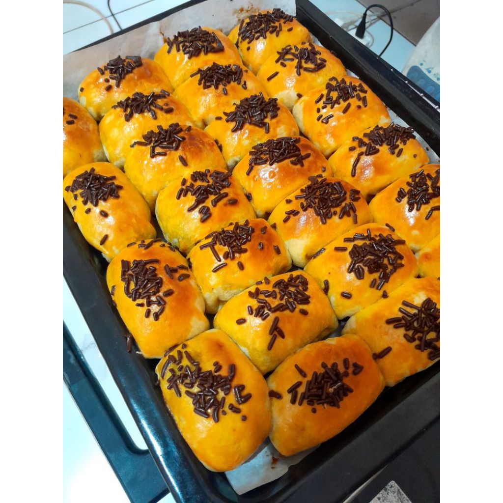 

BOLEN PISANG 8 PCS HANYA 30K