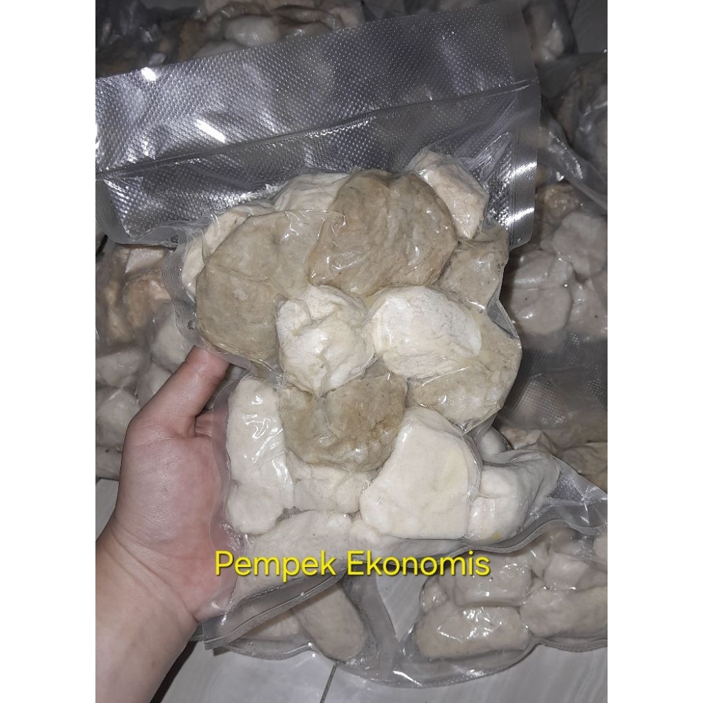 

PEMPEK EKONOMIS FROZEN KAKAP SUPER 1 PAKET ISI 24 MIX