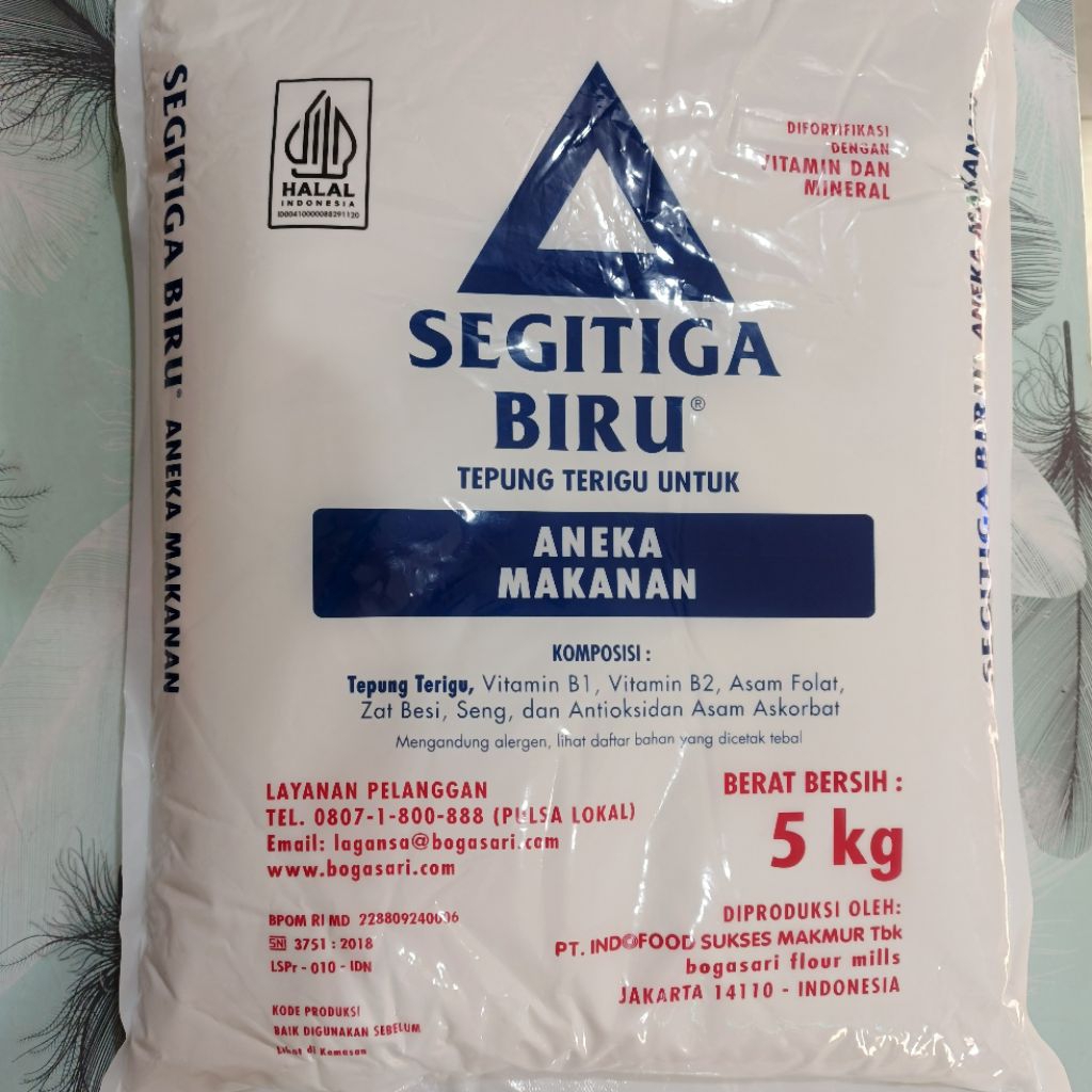 

Tepung Terigu Segitiga Biru 5 kg
