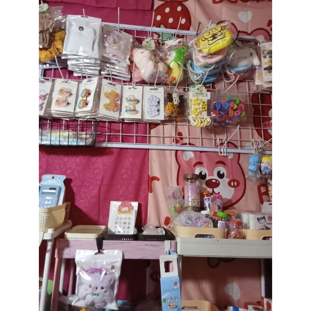 

accesoris dan alat tulis lucu link belnja 80 ribu / diana store 1994