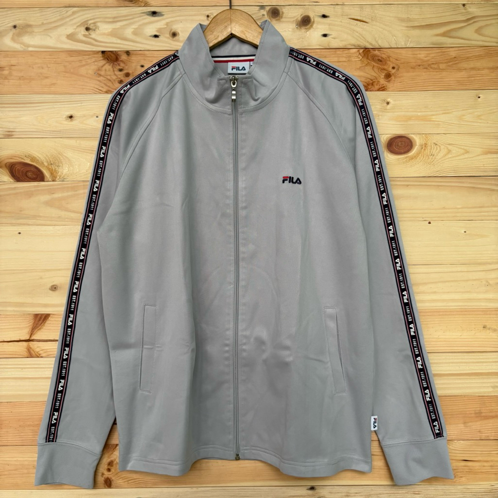 Jaket Tracktop Fila - Second Very Good Condition Untuk Pria & Wanita