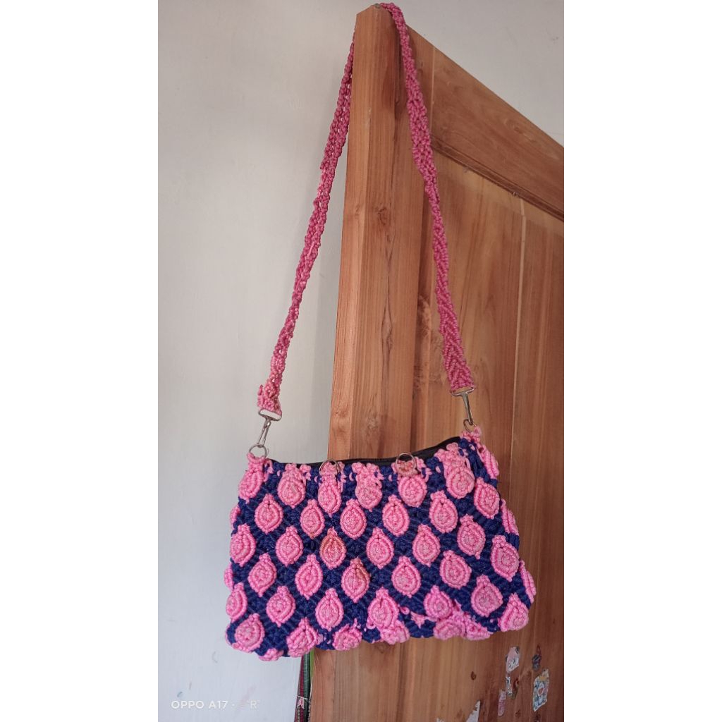 tas tali kur mawar timbul