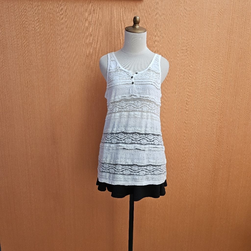 atasan kaos putih wanita H&M LOGG cewek M blouse L lace MEWAH kutung sexy transparan cute