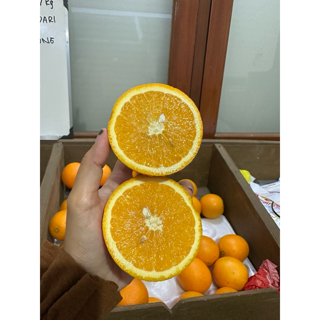 

Sunkist Navel Isi 700-800gram