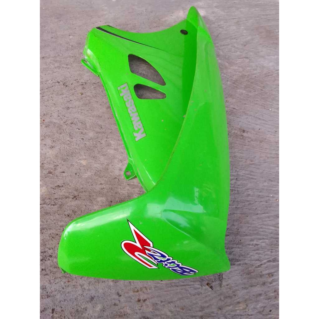cover body depan sayap luar kawasaki blitz r sebelah kiri original