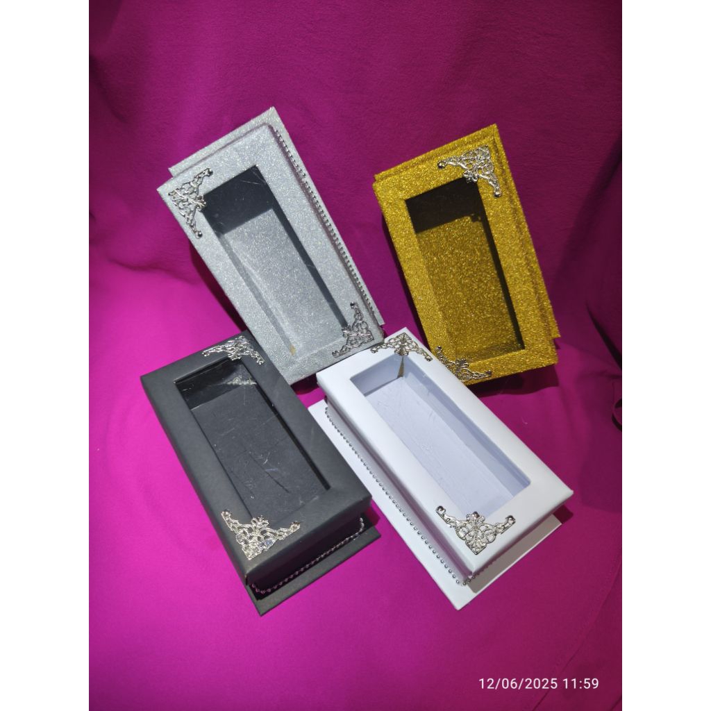 

KOTAK UANG SESERAHAN / MAHAR / LAMARAN