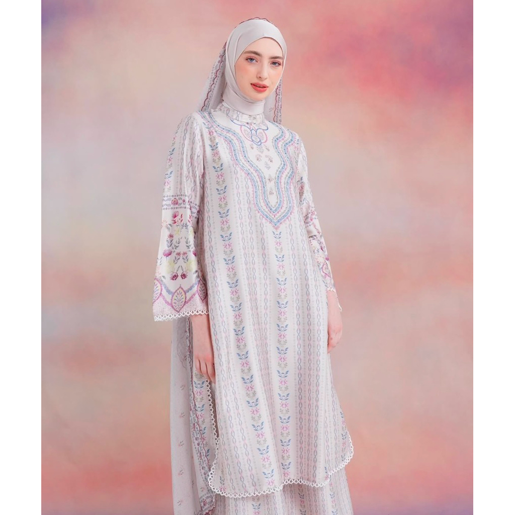 keysha tunik beige size XL by Aleza label