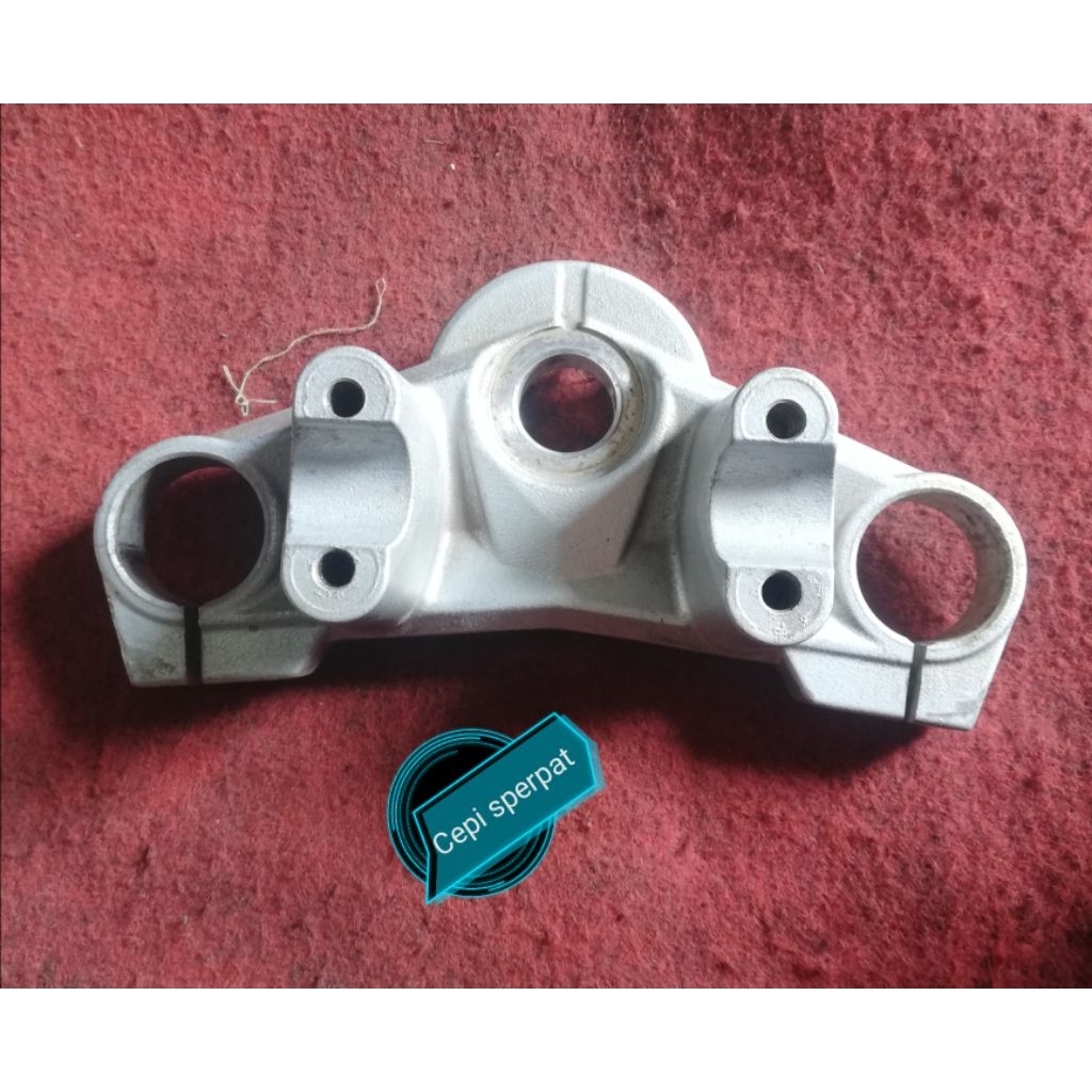 segitiga atas vixion new original 1PA