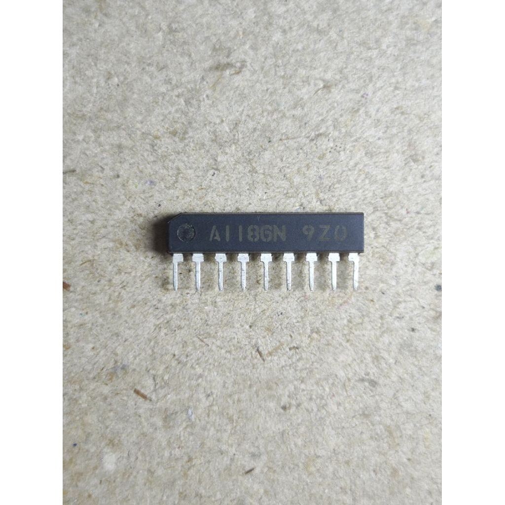 IC LA 1186