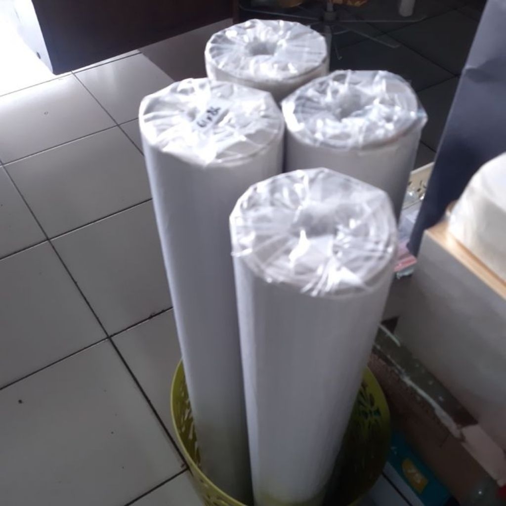 

(40 lembar) KERTAS KORAN POLOS BARU 61 X 86 cm