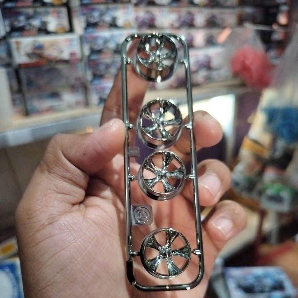 TAMIYA PELEK VELG MEDIUM A SPOKE BLACK PLATED