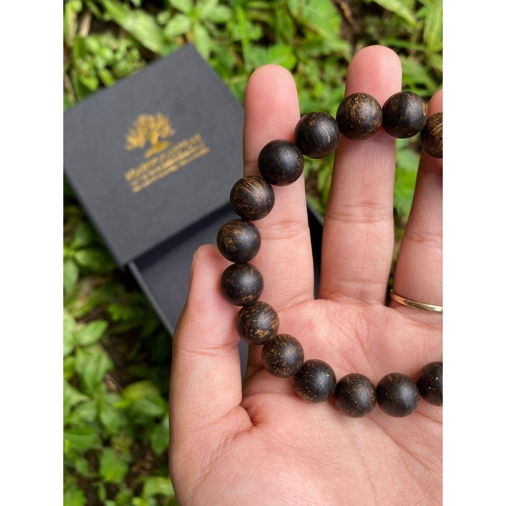 gelang gaharu Kalimantan malinau