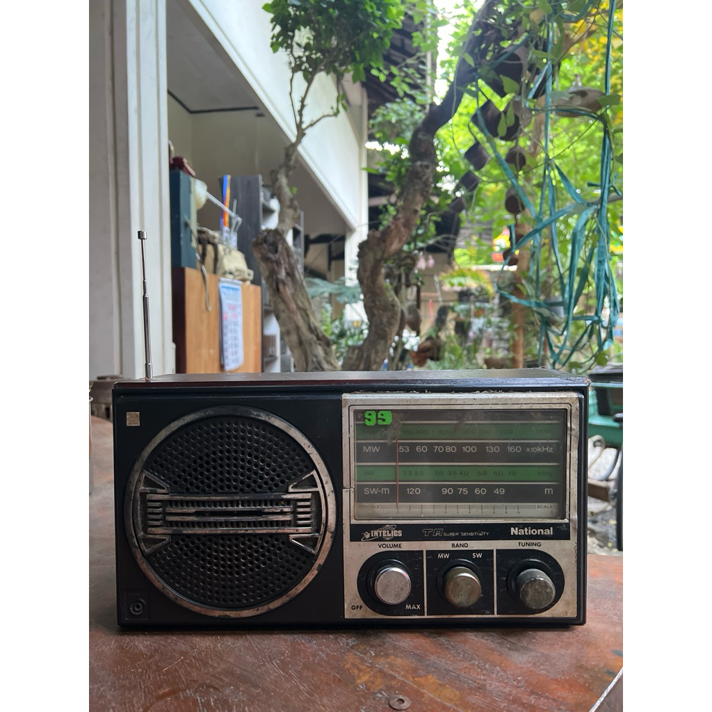 Radio Box Jadul 2 Band (MW/SW), National Intelics TR Super Sensitivity