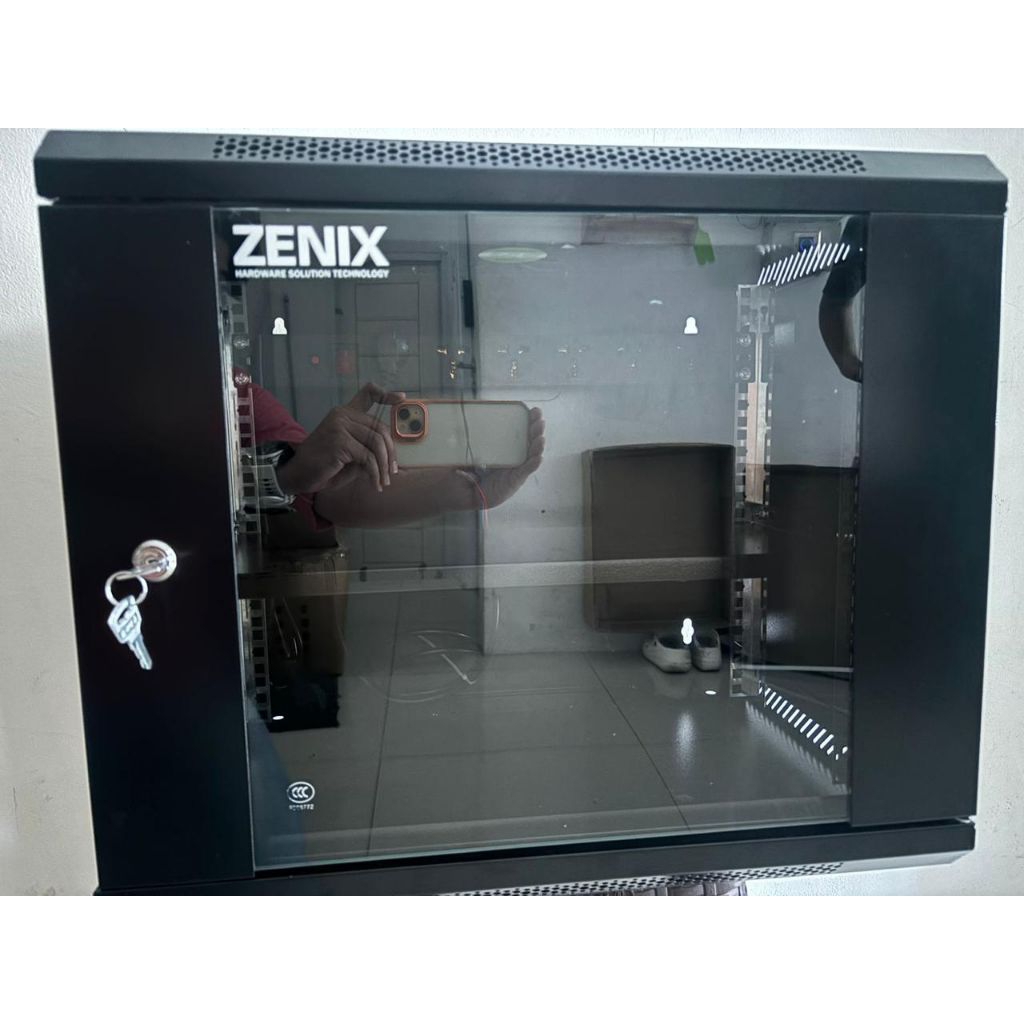 Rak Server Zenix Wallmount Single 12U