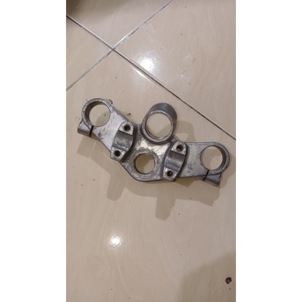 T Segitiga Atas Kawasaki Ninja R 150 old lama Kis ori