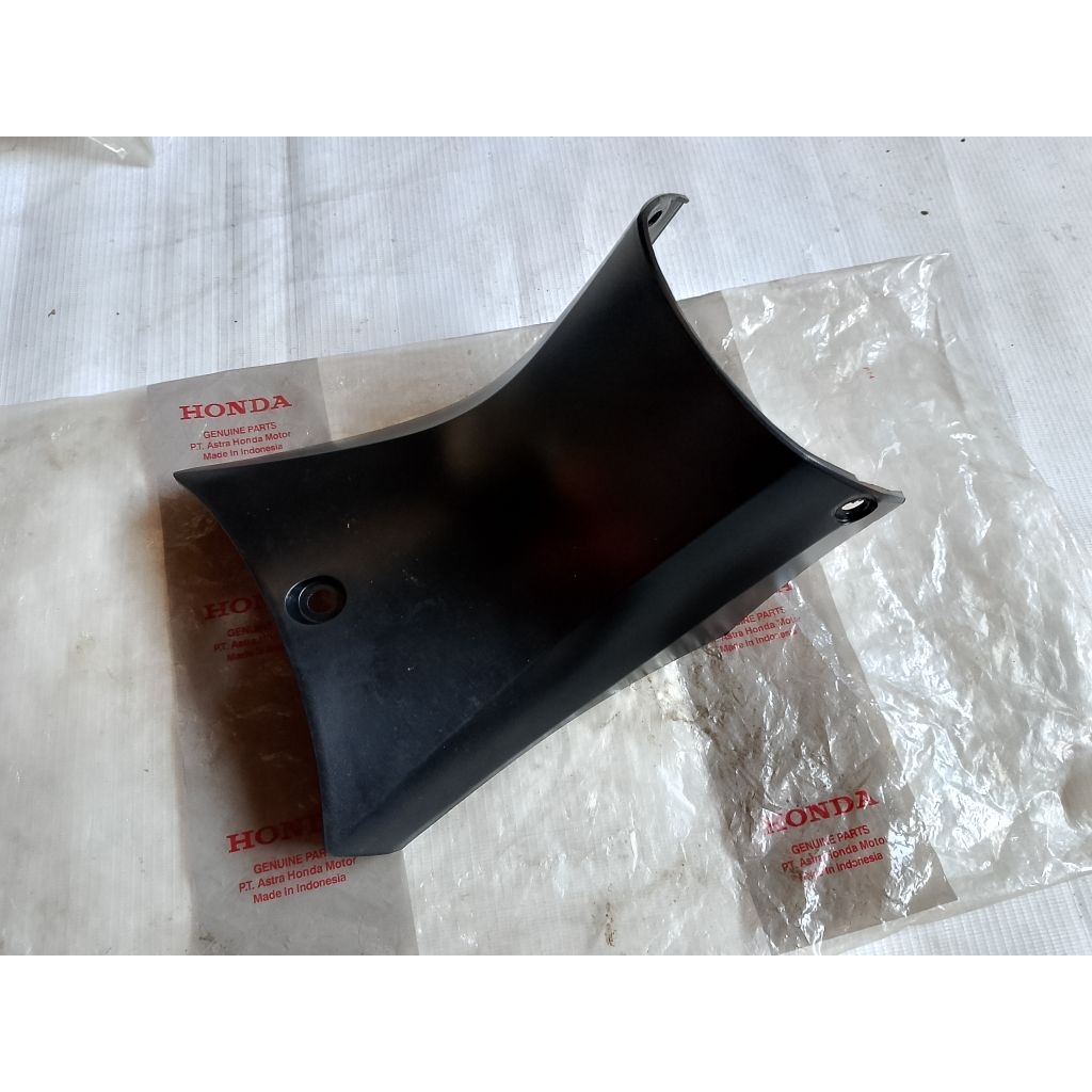Cover Center Honda SUPRA X 125 lama Original baru AHM 64325-KPH-700
