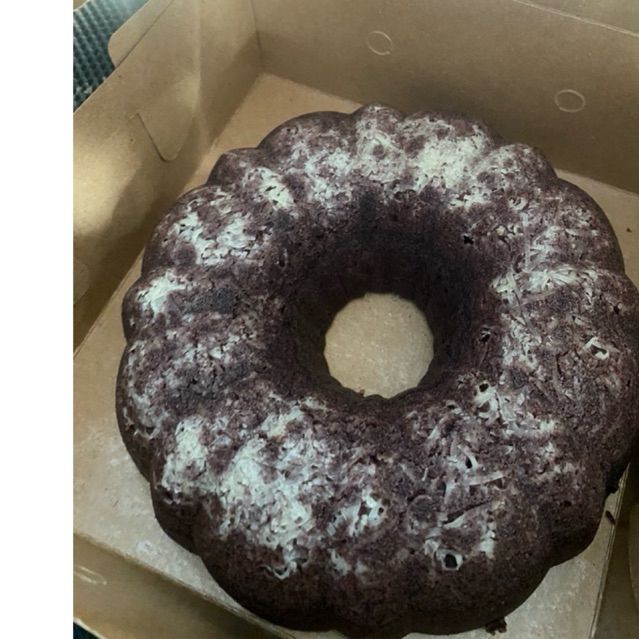 

BOLU KETAN HITAM KEJU LUMER | BOLU KETAN HITAM CREAMCHEESE