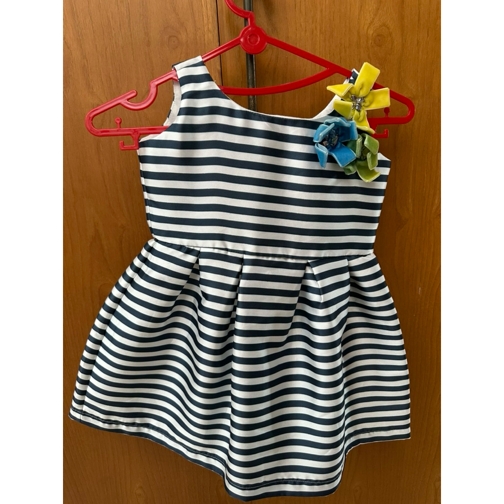 Preloved gingersnaps dress