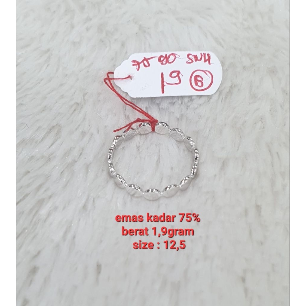 cincin italy M.P emas kadar 75% berat 1,9gram size : 12,5