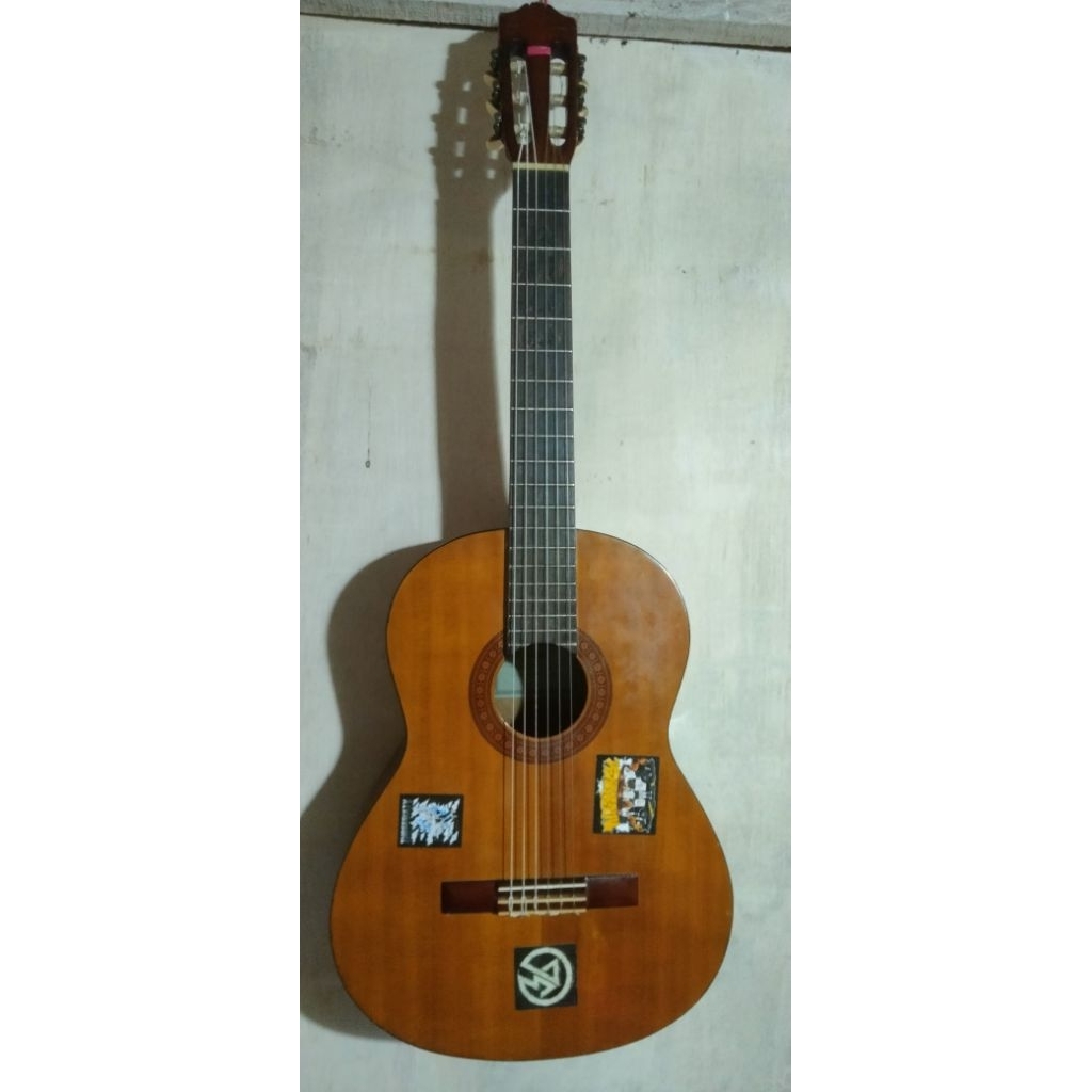 gitar Yamaha c330a