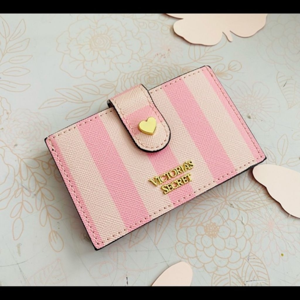 NEW CARD HOLDER VICTORIA SECRET