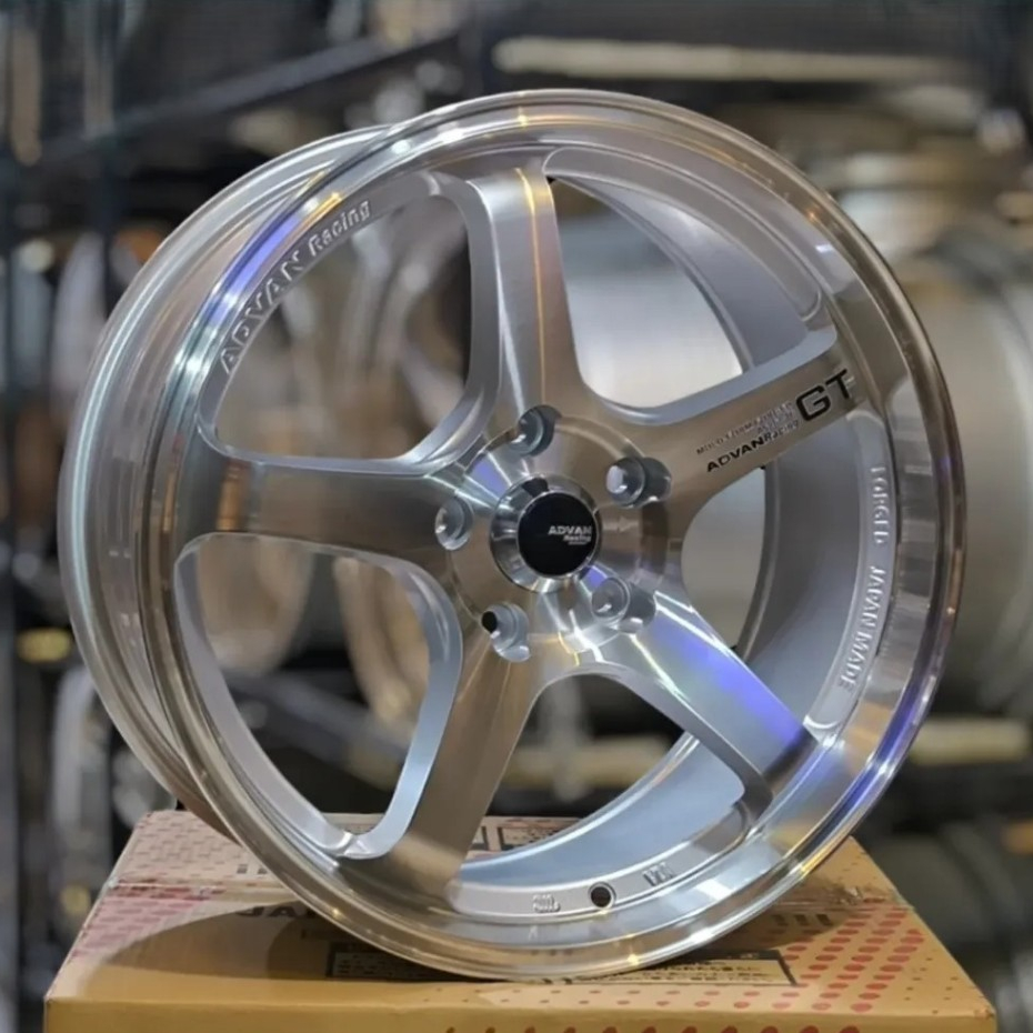 velg mobil ring 17 ADVAN GT FLOW FORMING velg r17 xpander rush ertiga xtrail