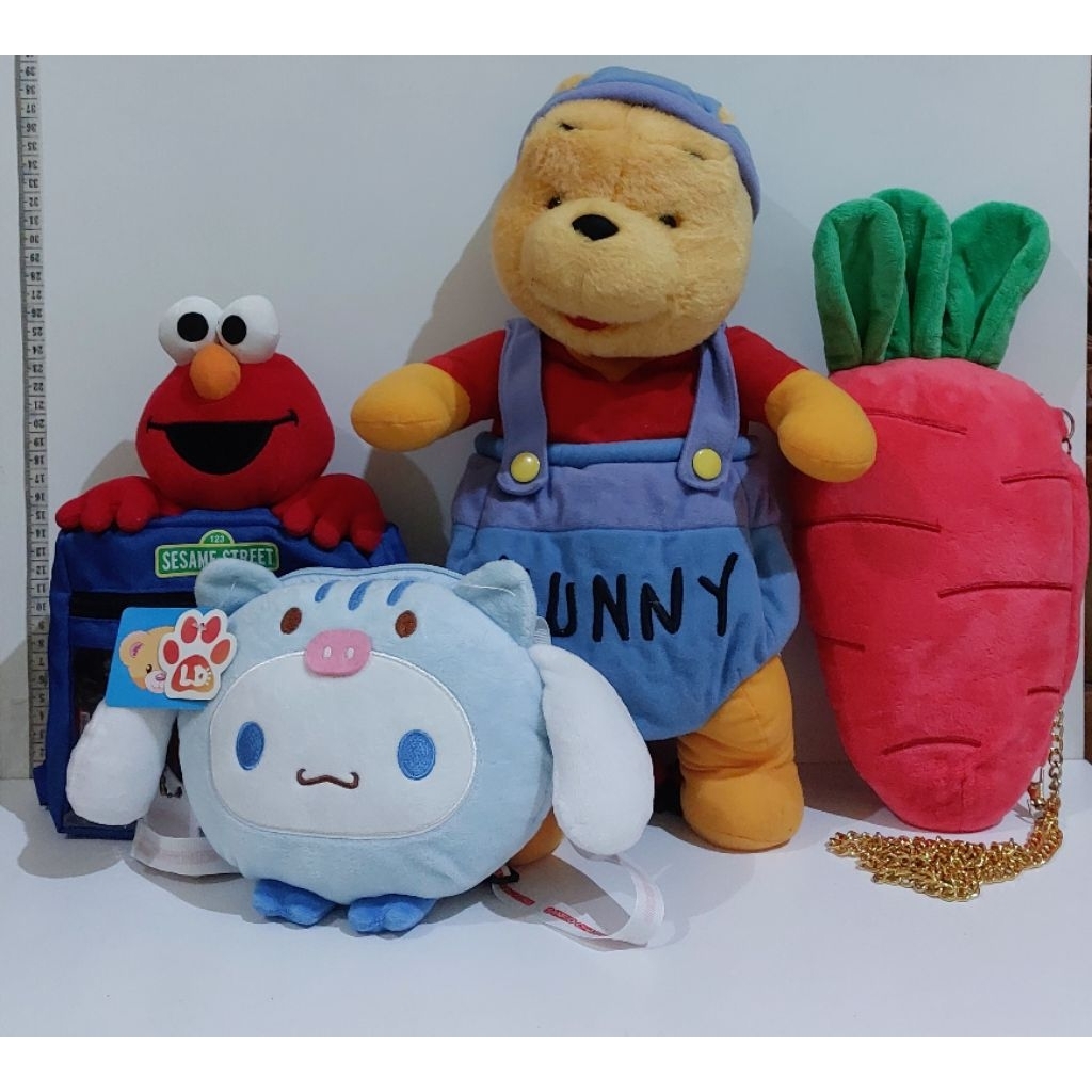 Koleksi Tas Boneka Winnie the Pooh Sesame street Elmo Cinnamorol Wortel
