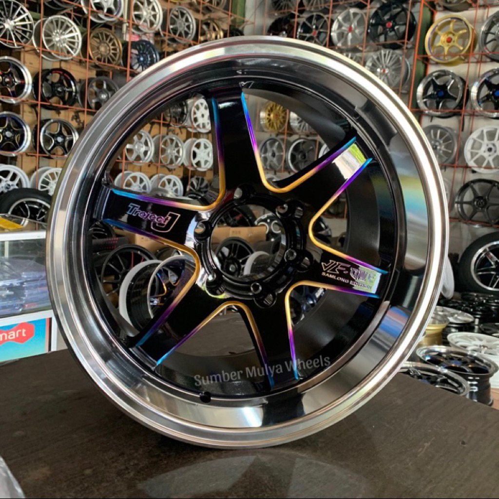 Velg R18 Samlong by jf luxury velg pajero, fortuner. Sumber Mulya Wheels. toko velg mobil Semarang