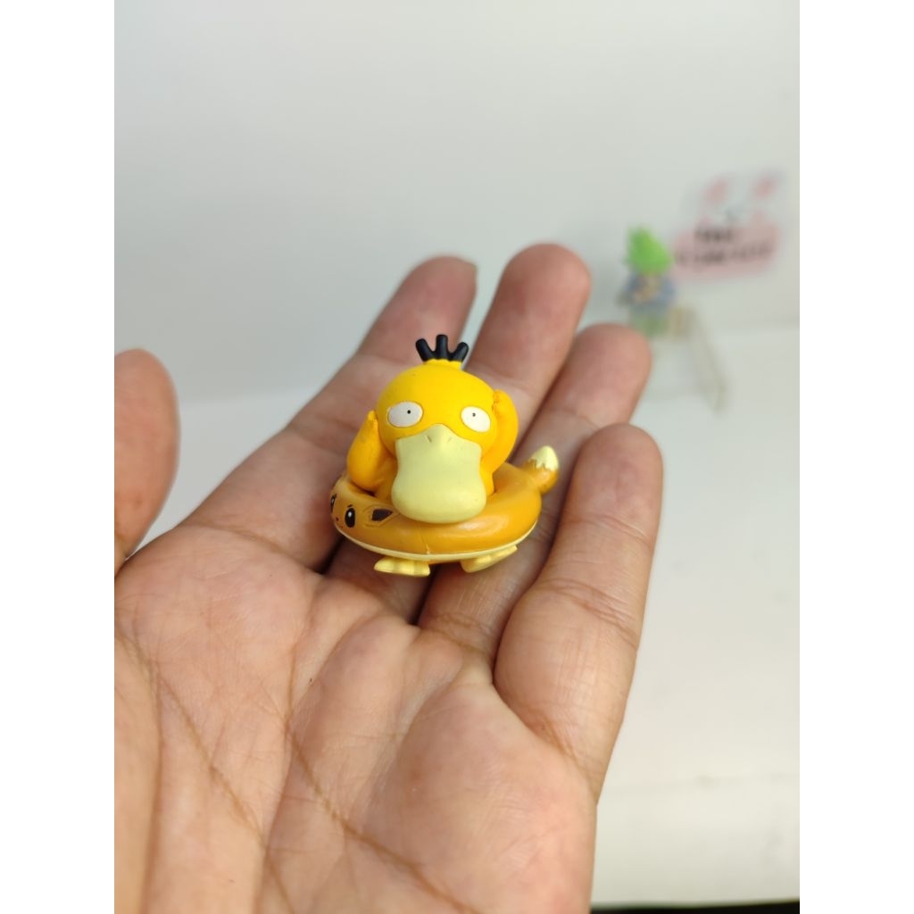 pokemon psyduck figure Gashapon i love evee