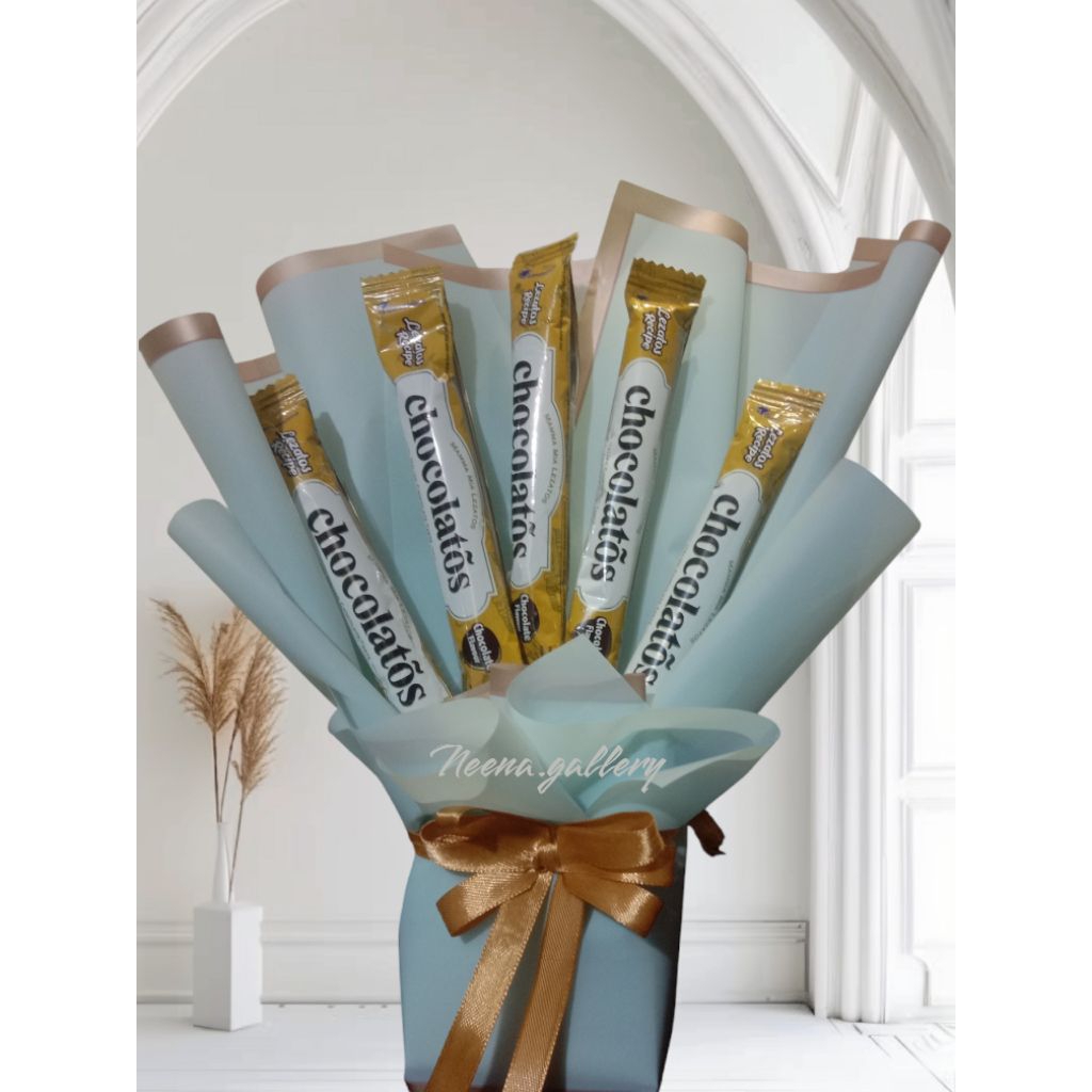 

Buket chocolatos / Buket coklat / buket ulang tahun / buket wisuda unik lucu mewah murah / bouket wisuda / buket snack berkualitas / hadiah wisuda unik / buket anniversary / snack ulang tahun / buket hari guru / buket teacher day / buket mother day