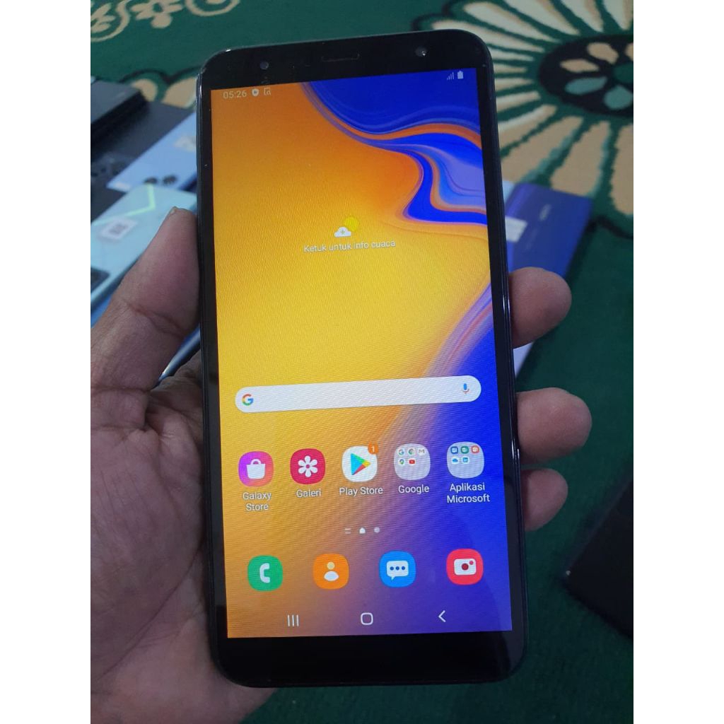 Samsung j6 plus ram 4/64 second